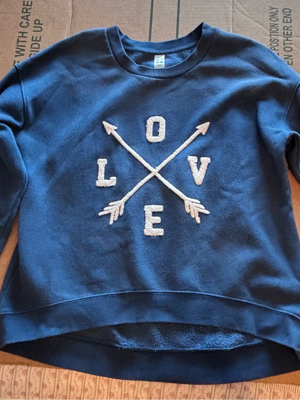 GreenTea Navy Blue 'LOVE' Arrow Crewneck Sweatshirt